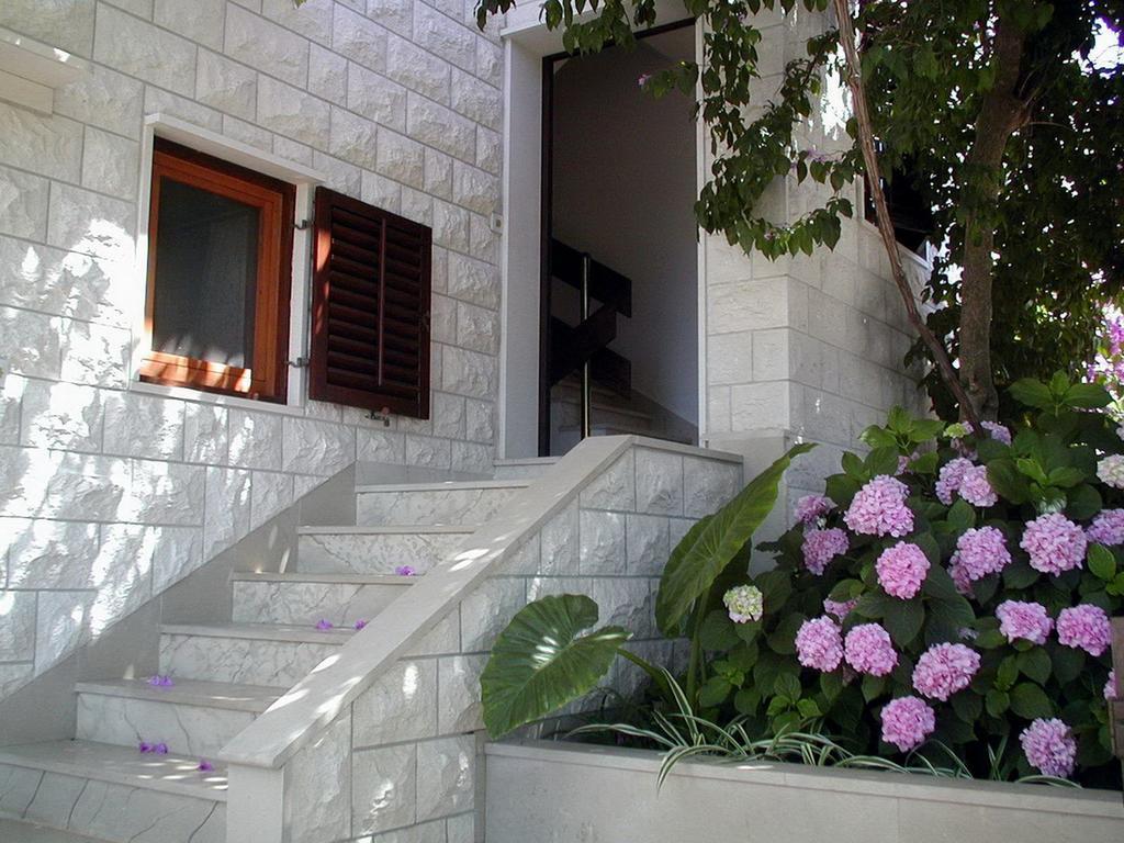 Apartments Raic Supetar Exteriér fotografie